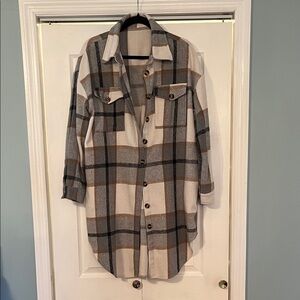 Plaid Button-Front Shacket in Cream, Gray & Brown